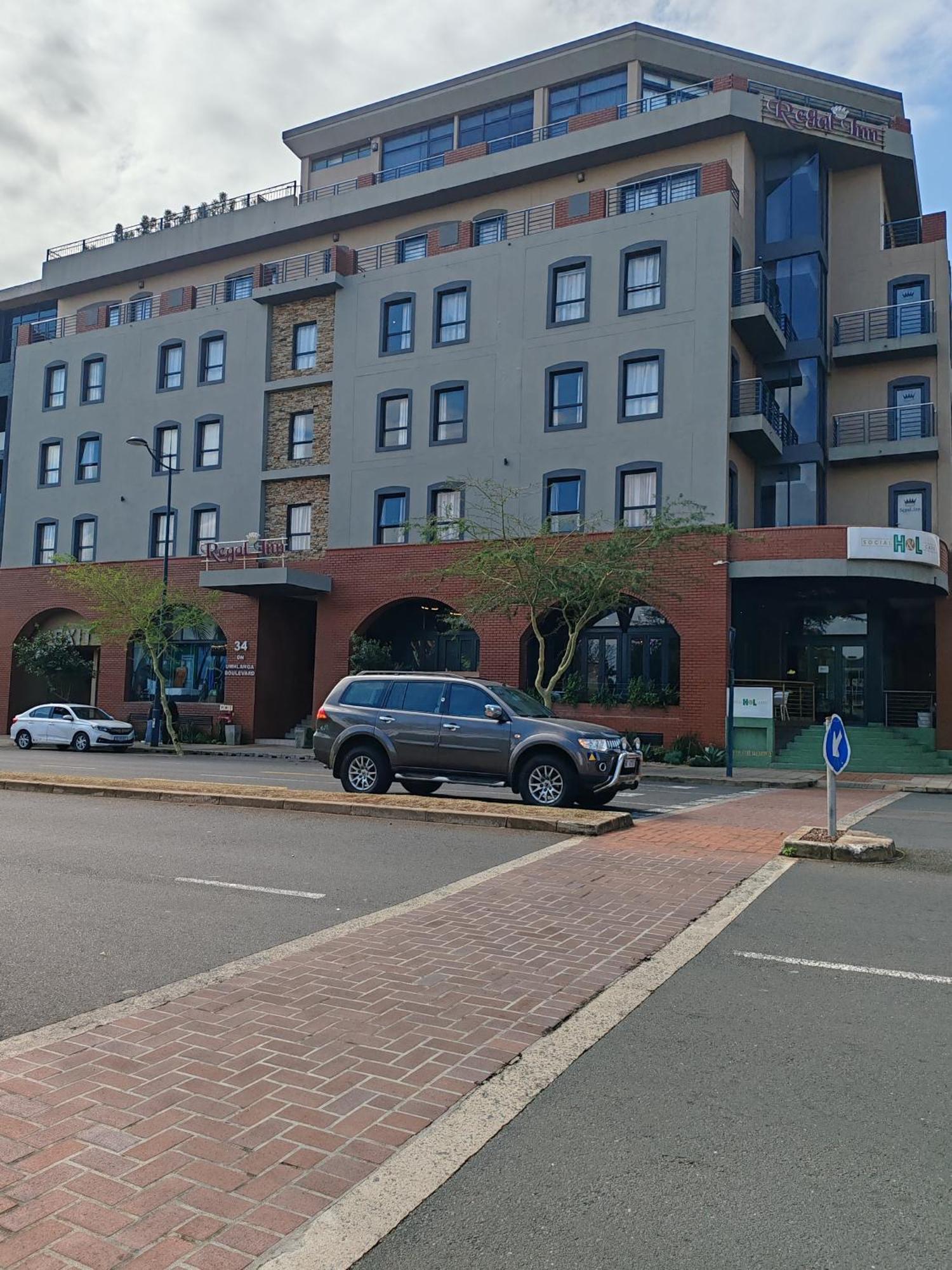 Regal Inn Umhlanga Gateway เดอร์บัน ภายนอก รูปภาพ