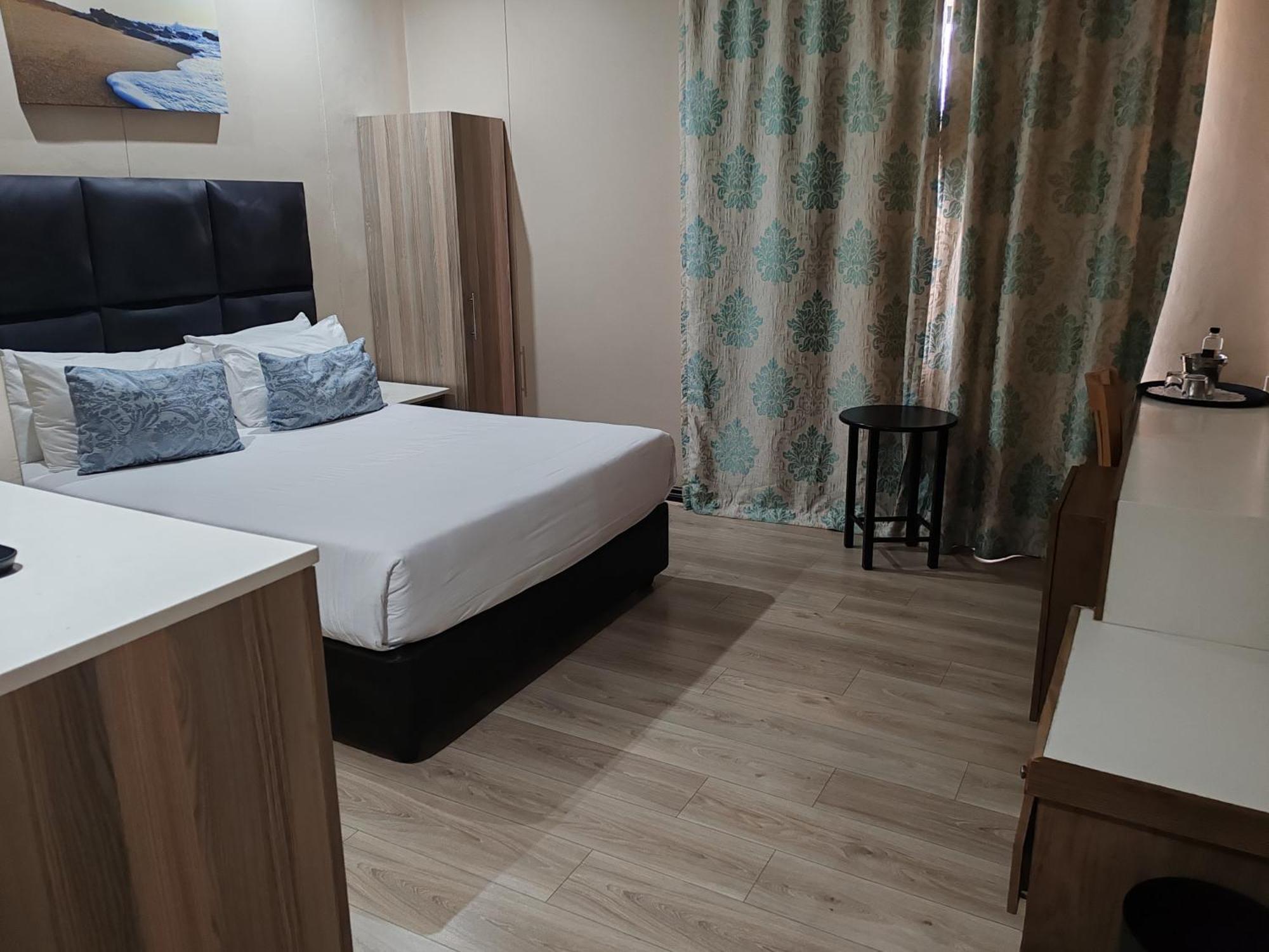 Regal Inn Umhlanga Gateway เดอร์บัน ภายนอก รูปภาพ