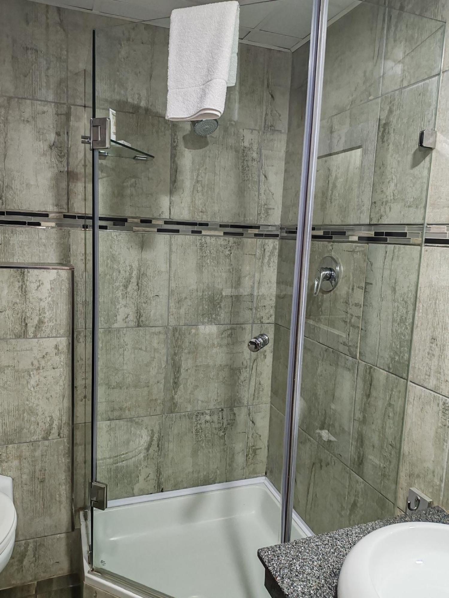 Regal Inn Umhlanga Gateway เดอร์บัน ภายนอก รูปภาพ