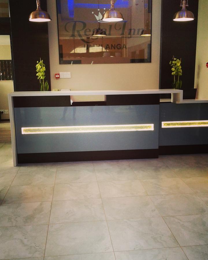 Regal Inn Umhlanga Gateway เดอร์บัน ภายนอก รูปภาพ